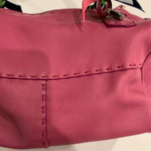 MALO designer mini handbag in bright pink with velvet woven straps - Picture 6 of 10